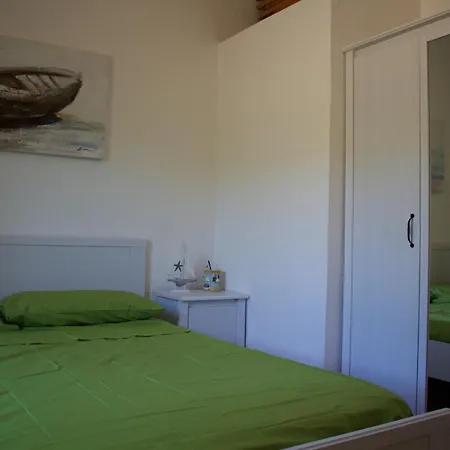 Semesterbostad Villetta Iolanda A Stazzo Pulcheddu - *